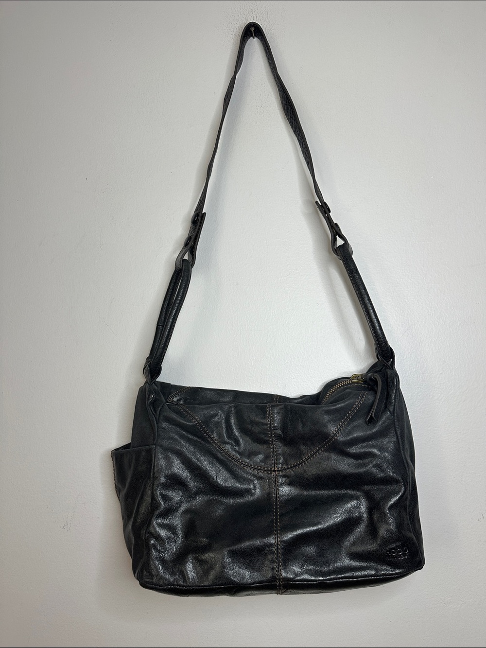 Hobo Black Leather Shoulder Bag